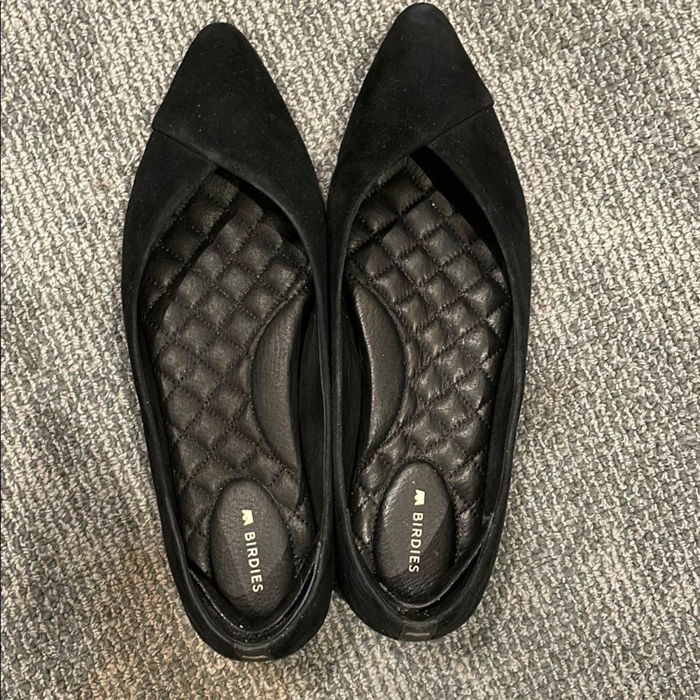 EUC (worn once) Birdies Flats.